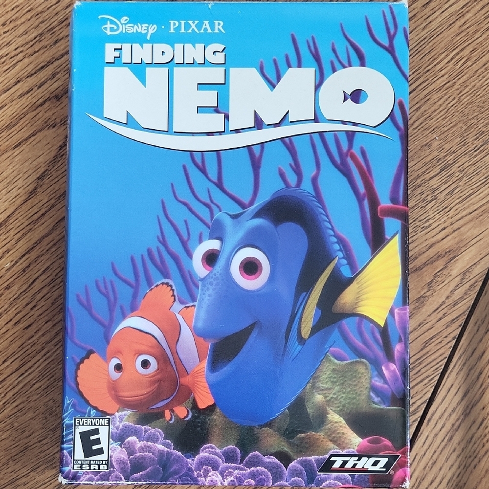 Vintage Y2K NWT Finding Nemo PC Video Game